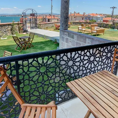 Cunda Bal فندق مبيت وإفطار 3*