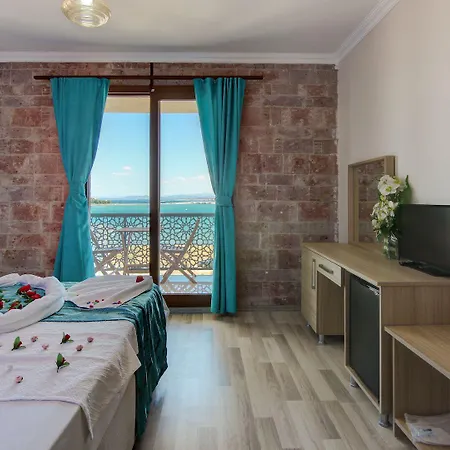 Nocleg ze śniadaniem Cunda Bal 3*