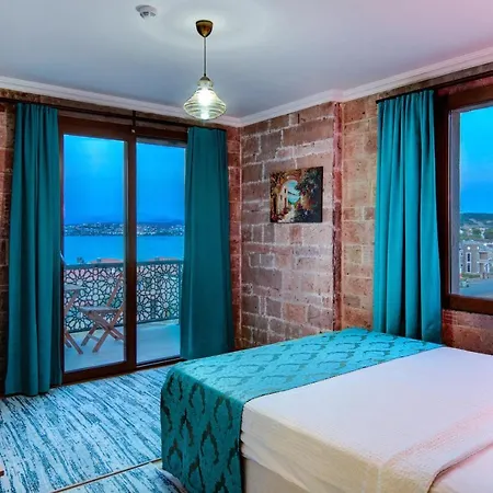 Oda ve Kahvaltı Cunda Bal Ayvalı