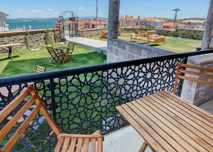 Cunda Bal Bed & Breakfast 3*